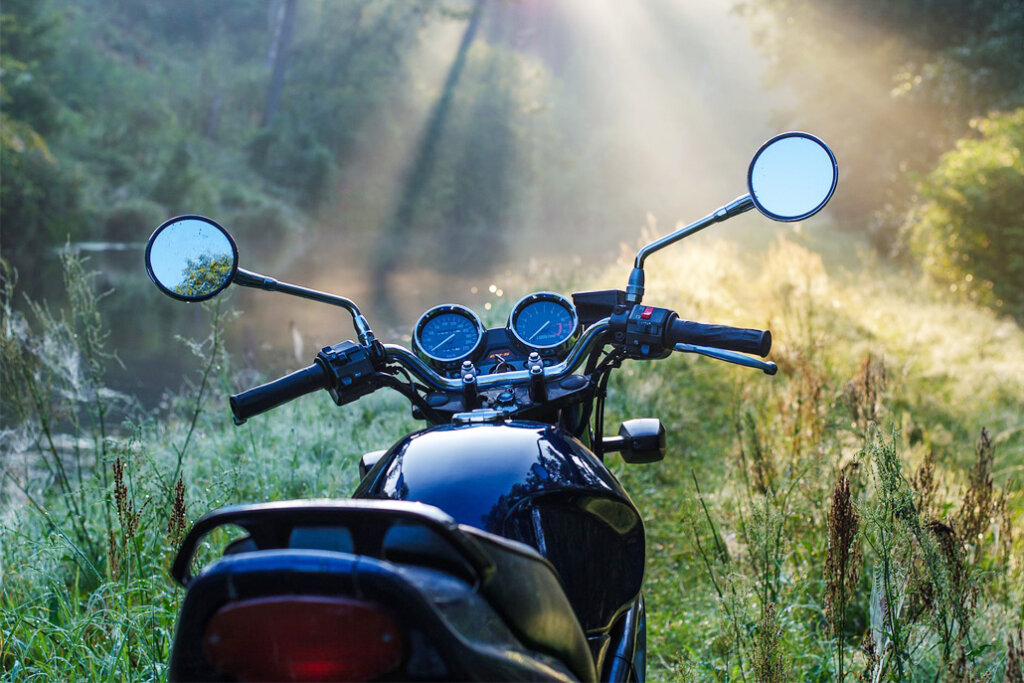 hochwertige Geschenke zum 30 Geburtstag - Motorradreisen bedeutet Freiheit